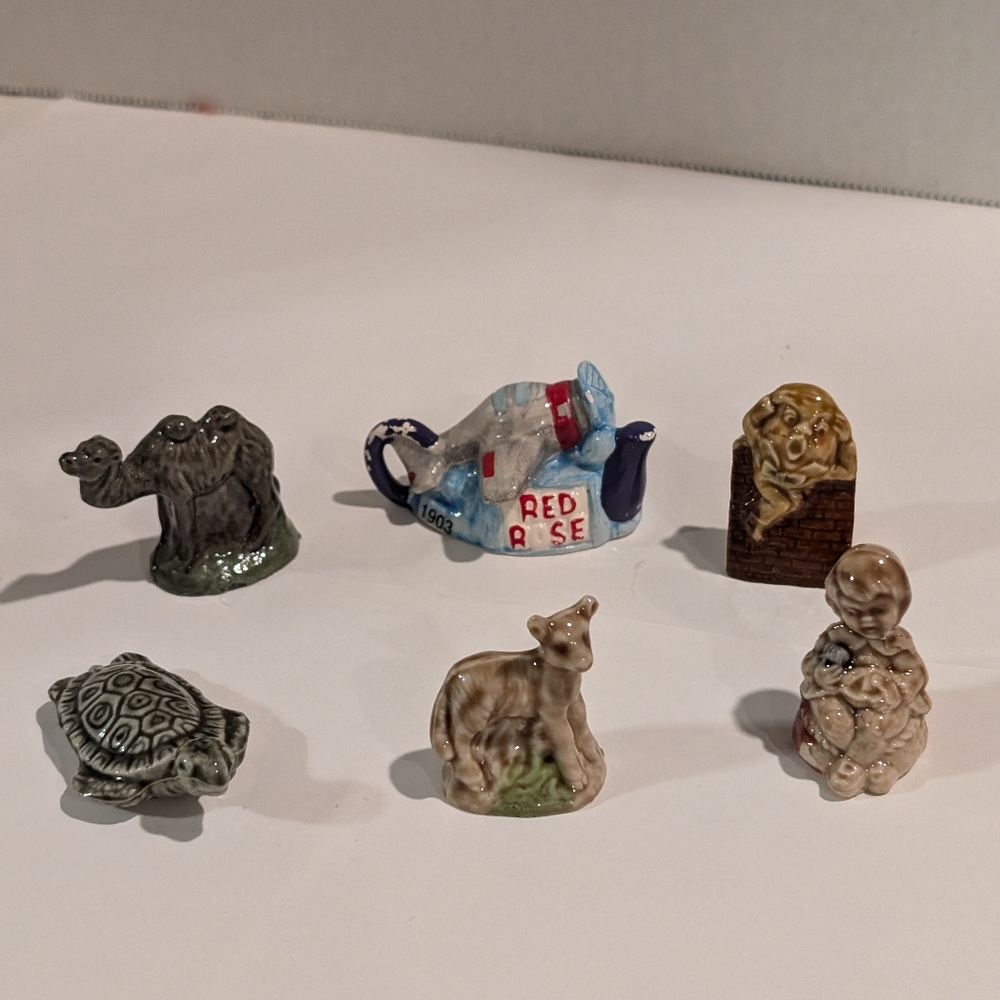 6 Vintage Wade Red Rose Tea Ceramic Animal Figurine